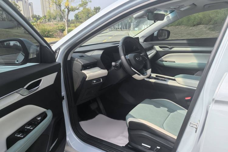 Used Geely Auto Emgrand L HiP 2022 1.5TD-DHT Pro 100KM Super Rui
