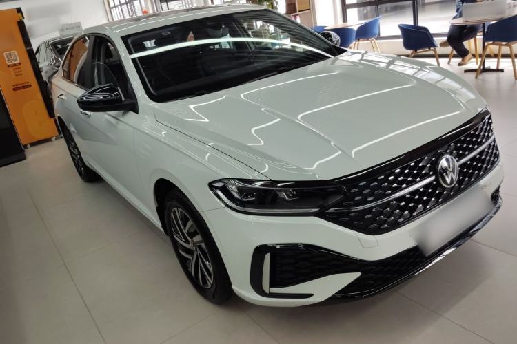 Used Volkswagen Lavida 2024 300TSI DSG Starry Sky Leading Edition Front Right 45 Deg