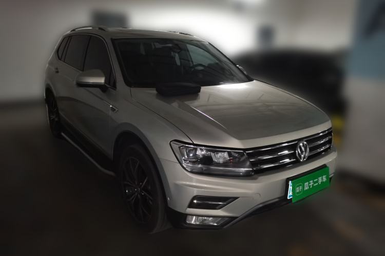Used Volkswagen Tiguan L 2019 Revised 330TSI Automatic Two-Wheel Drive Smart & Luxury Edition China VI Standard
