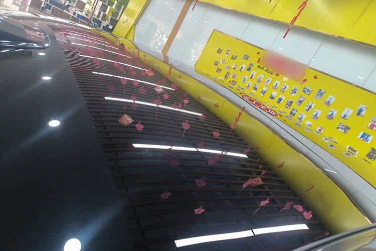 Used Li Auto L8 2023 Pro Model
