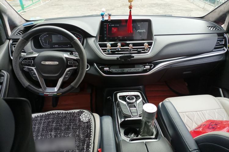 Used SAIC MAXUS G20 2020 2.0T Gasoline Automatic Luxury Edition Center Console