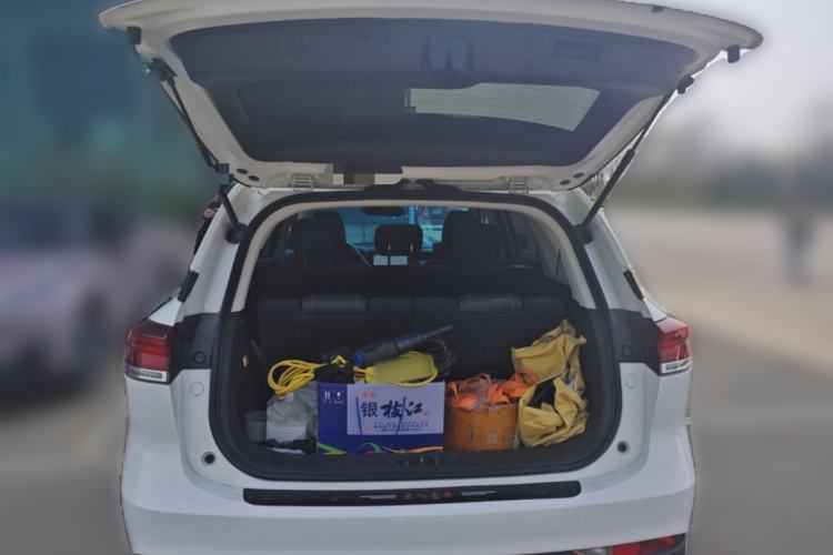 Used CHANGAN OSHAN X7 PLUS 2023 Enjoy Edition 1.5T Automatic Smart Edition 7-Seater Trunk