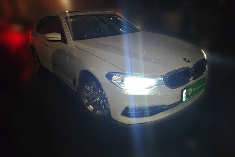 Used BMW 5 Series New Energy 2018 530Le Luxury Package Front Right 45 Deg