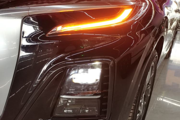 Used Hongqi HS3 PHEV 2025 Model 117km Jingwei Edition Left Front Headlight