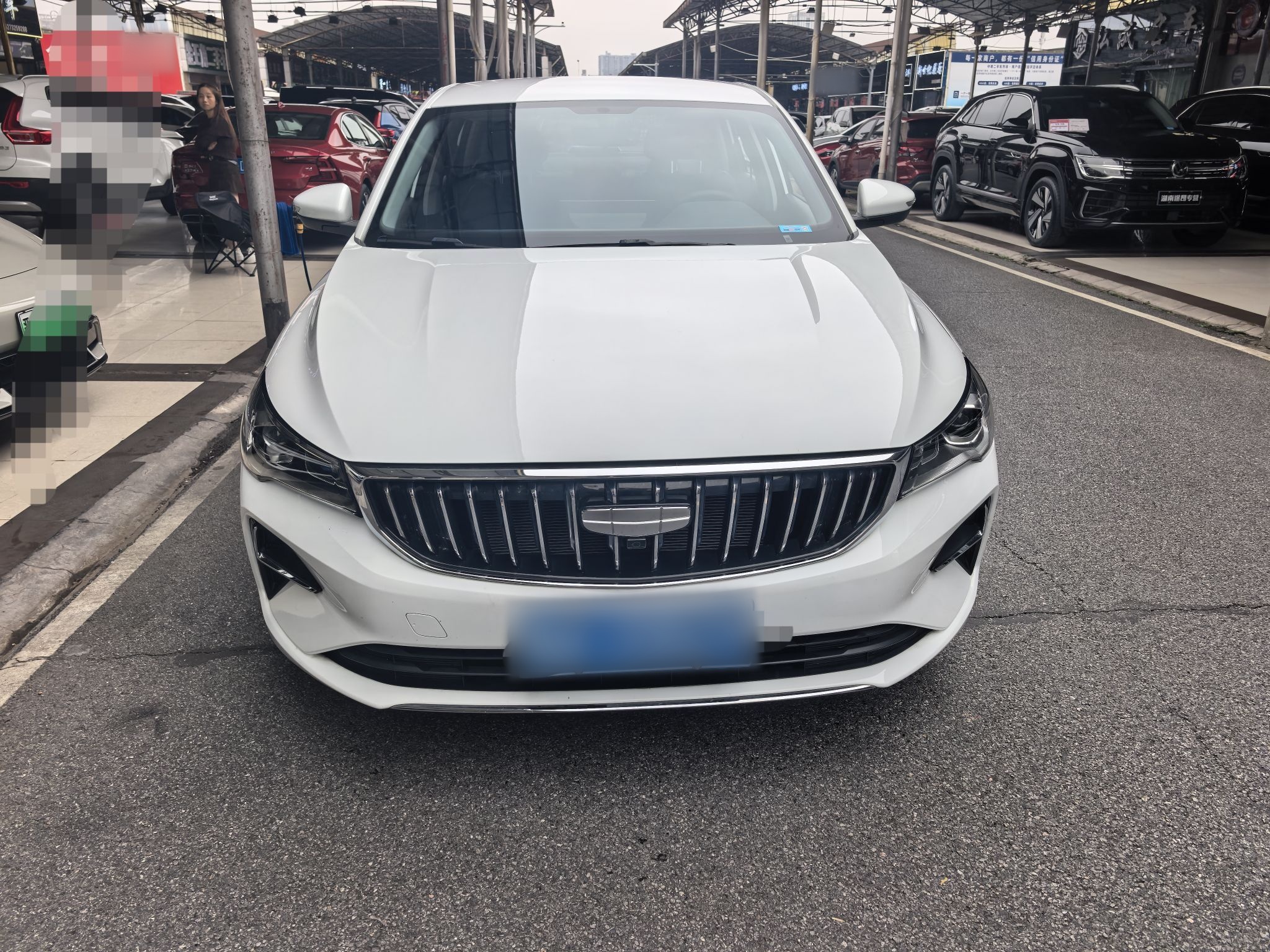 Geely Auto Emgrand 2025 4th Generation 1.5L CVT Longteng Edition — снимка 12
