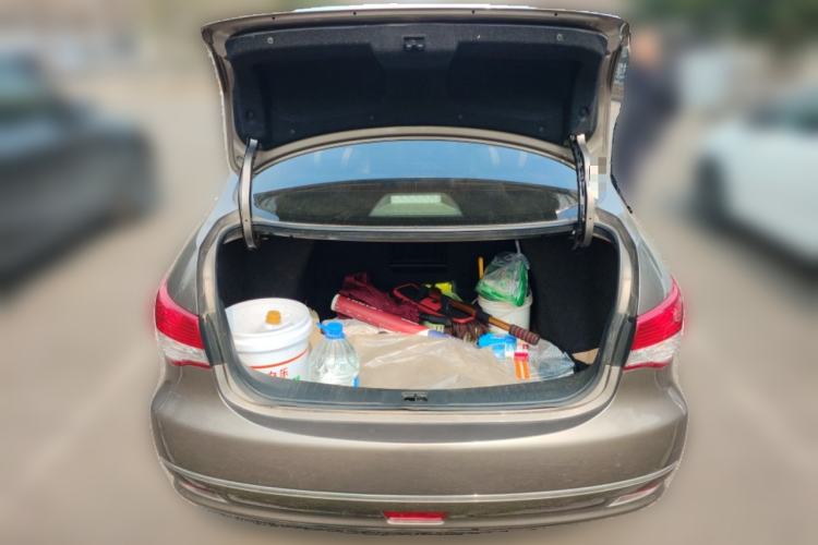 Used Nissan Sylphy 2018 Classic 1.6XE CVT Comfort Edition Trunk