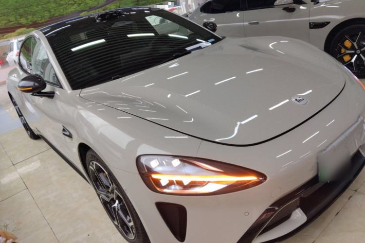 Used Xiaomi Auto SU7 2024 Four-Wheel-Drive Max Founder's Edition Front Right 45 Deg