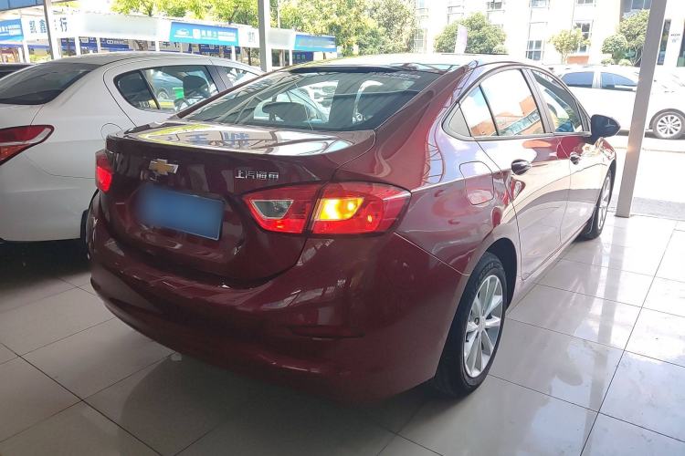 Used Chevrolet Cruze 2017 1.5L Automatic Pioneer Sunroof Edition