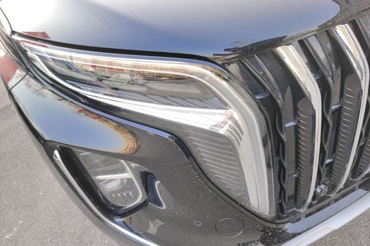 Used Hongqi HS7 PHEV 2024 2.0T PHEV Four-Wheel Drive Flagship Edition 6 Seats
