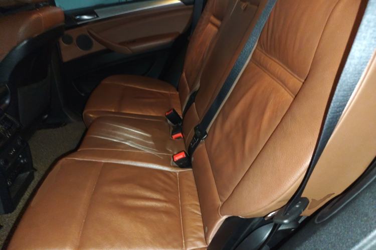 Used BMW X5 2011 xDrive35i M Sport model
