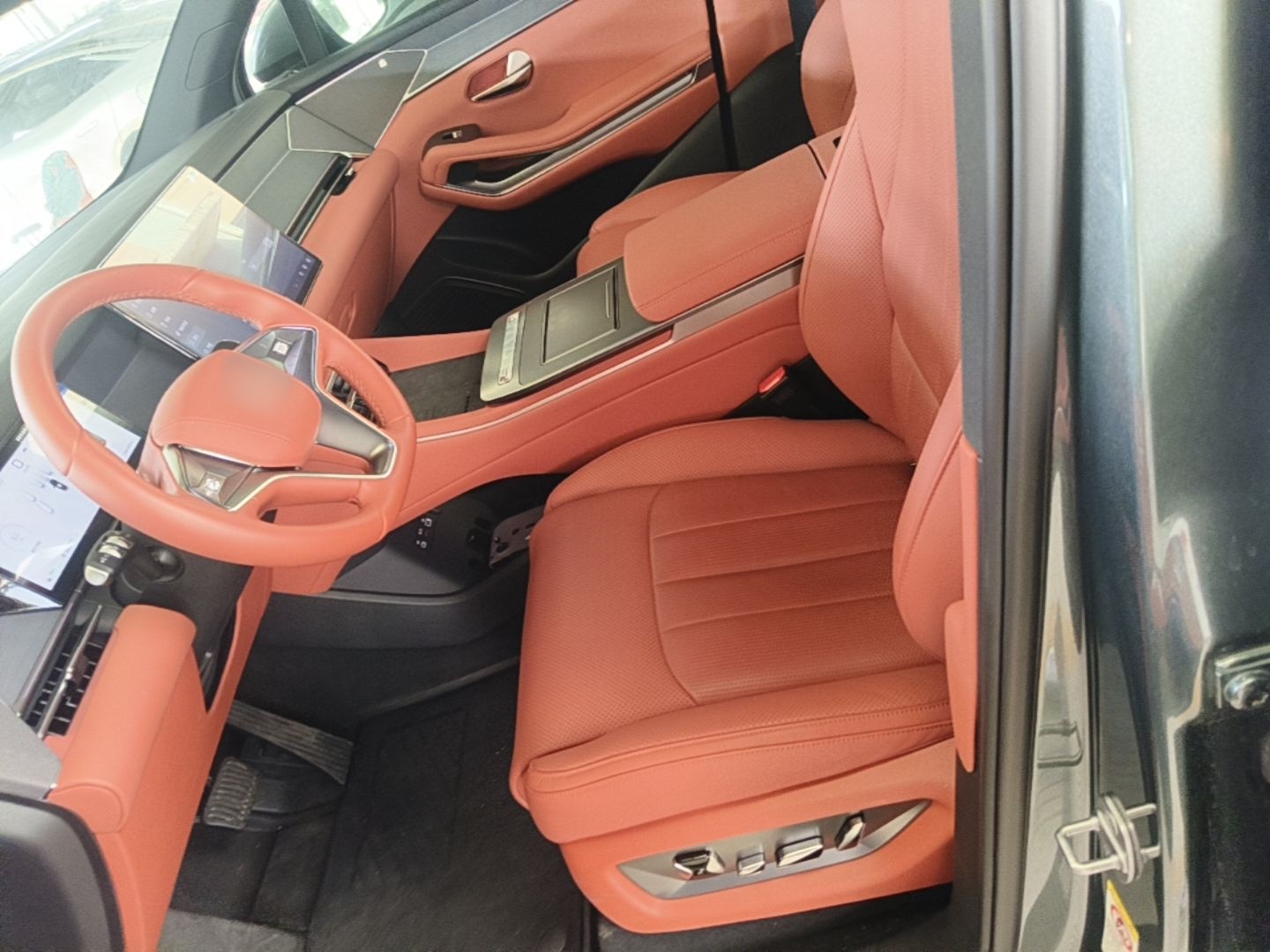 BYD Tang L 2025 DM 175KM Drone Player Edition — снимка 17