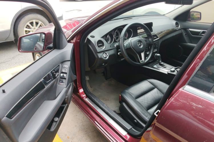 Used Mercedes-Benz C-Class 2013 C 260 CGI Elegant Model Driver Seat