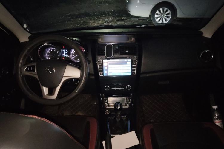 Used HYOSOW S3 2015 1.5L Luxury Model China V Standard