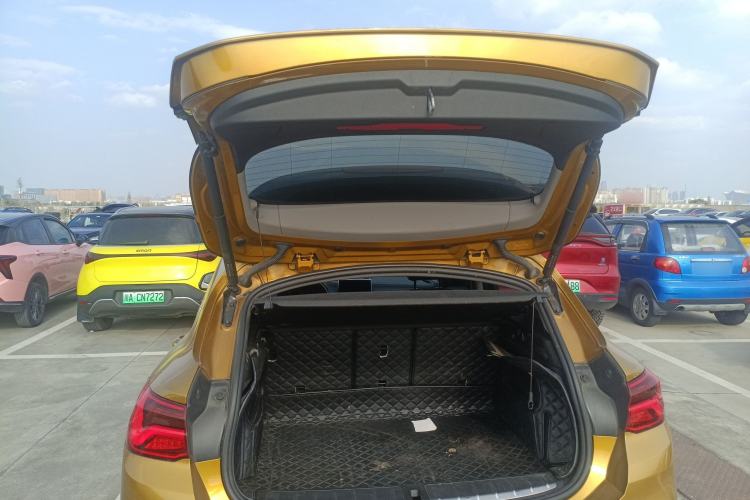 Used BMW X2 2019 sDrive20i M Sport Package China VI Emission Standard Trunk