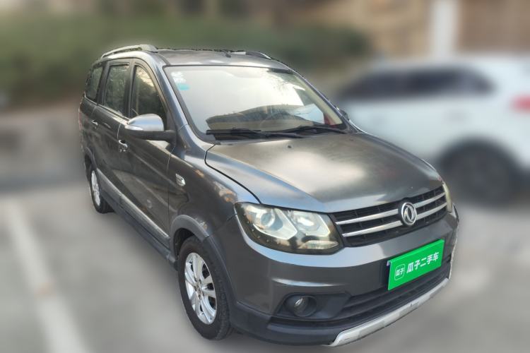 Used Dongfeng Fengon 360 2015 1.5L Manual Luxury Model 5 Seats China IV Standard