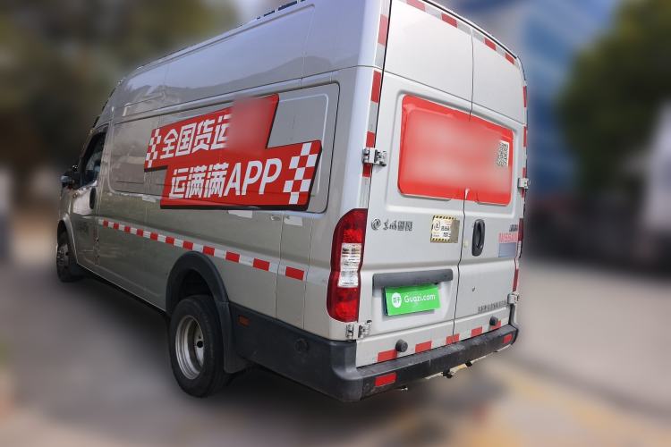 Used Dongfeng Yufeng 2023 V9+ 2.3T Manual Rear-Drive Cargo Van with Dual Rear Tires 3-Seater Rear Left 45 Deg