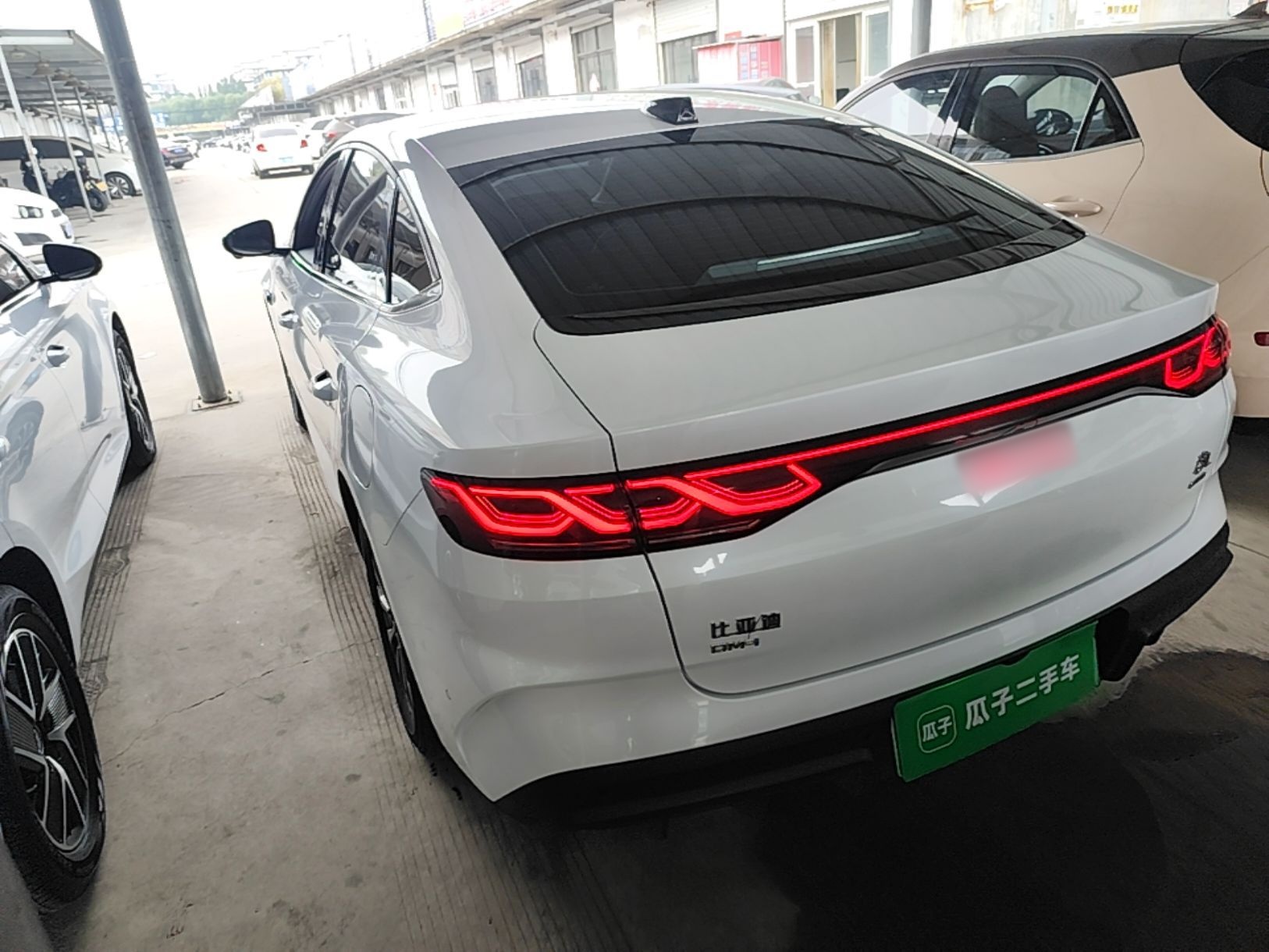 BYD Qin L 2025 DM-i Smart Drive 80KM Leading Model — снимка 4