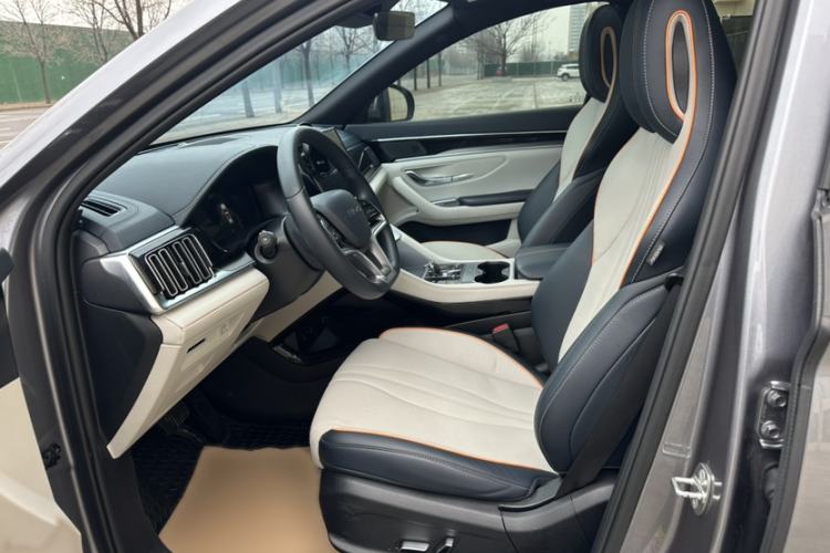 Used BYD Song PLUS New Energy 2024 HONOR Edition DM-i 110km Flagship PLUS
