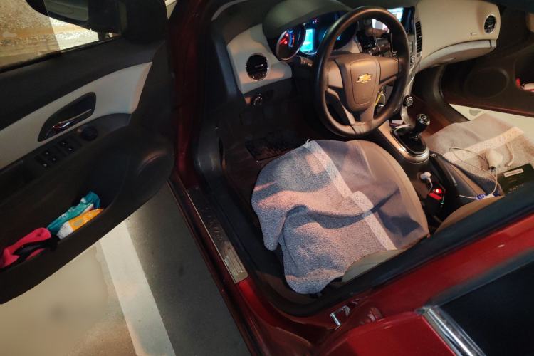 Used Chevrolet Cruze 2015 1.5L Classic SE MT
