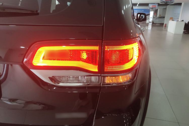 Used Jeep Grand Cherokee 2020 3.0L Elite Navigation Edition