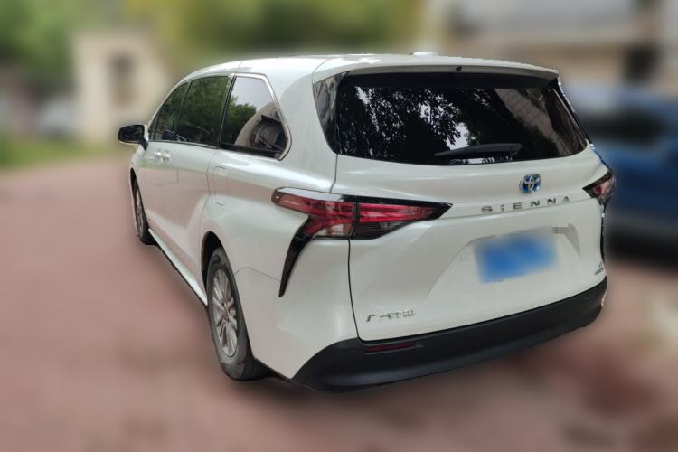 Used Toyota Sienna 2021 2.5L Hybrid Comfort Edition