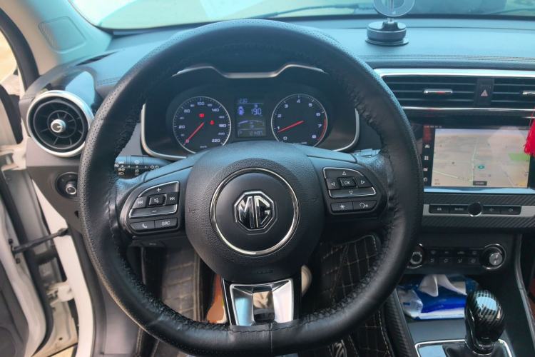 Used MG ZS 2017 1.5L Automatic Luxury Internet Edition Steering Wheel