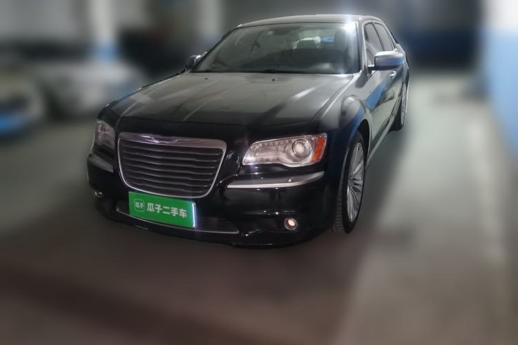 Used Chrysler 300C 2013 3.6L Premium Edition