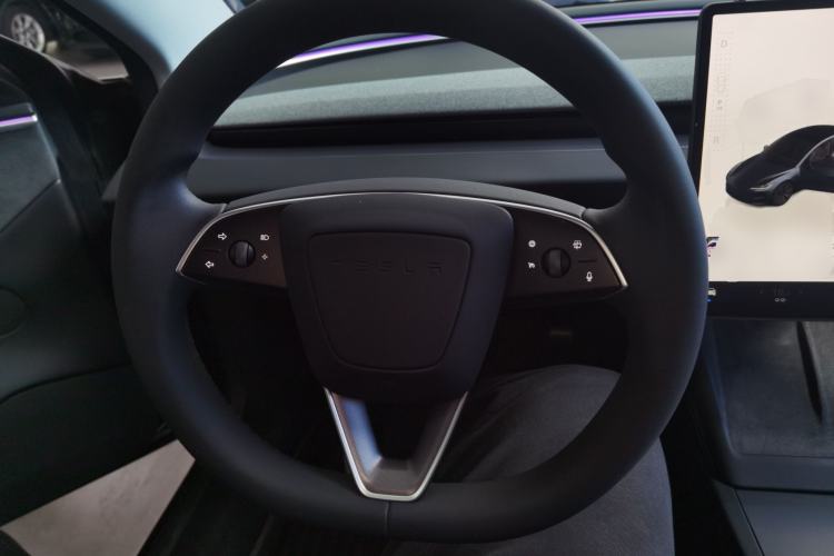 Used Tesla Model 3 2023 Long-Range All-Wheel-Drive Version
