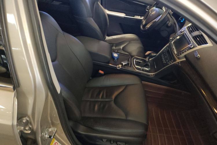 Used Changan Raeton 2013 1.8T Automatic Flagship Model China IV Standard
