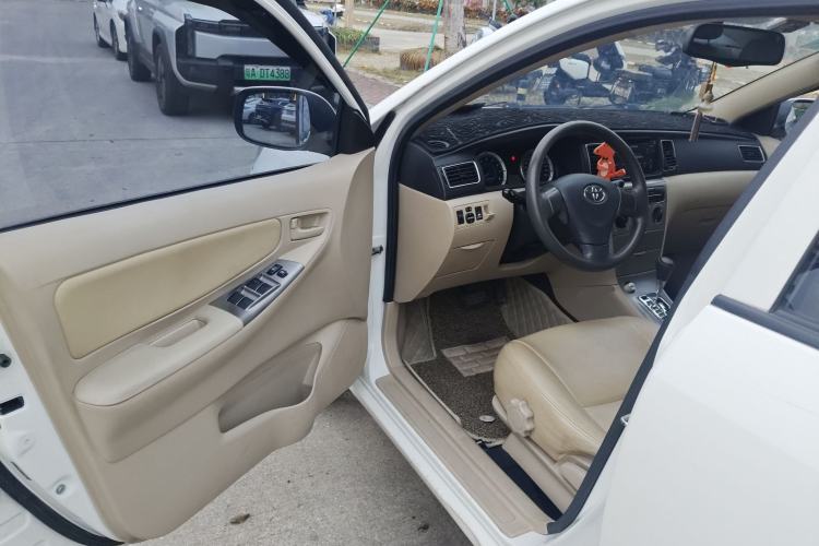 Used Toyota Corolla EX 2013 1.6L Automatic Luxury Edition