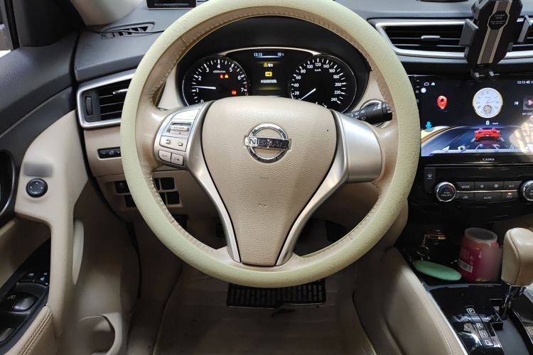 Used Nissan X-Trail 2015 2.0L CVT Comfort MAX Edition 2WD