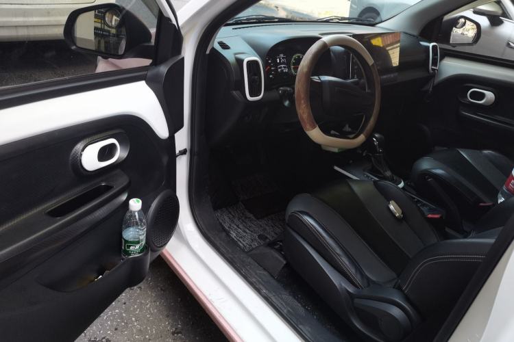 Used Roewe Clever 2022 311km QiQi BoBo Edition Driver Seat