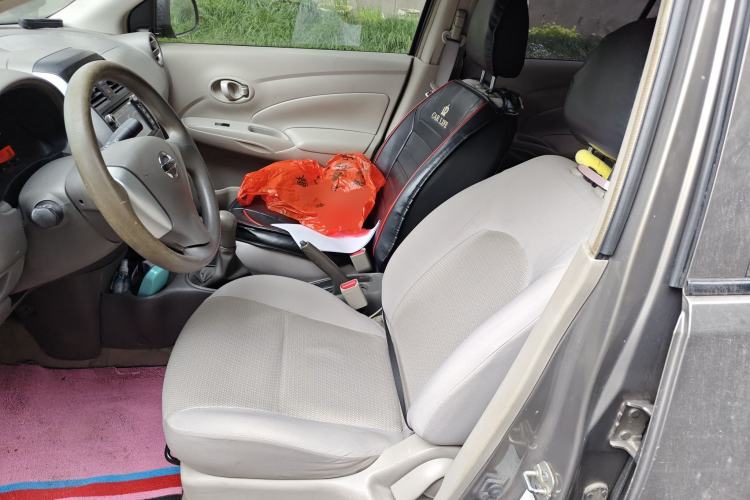 Used Nissan Sunny 2015 1.5XE Manual Comfort Edition
