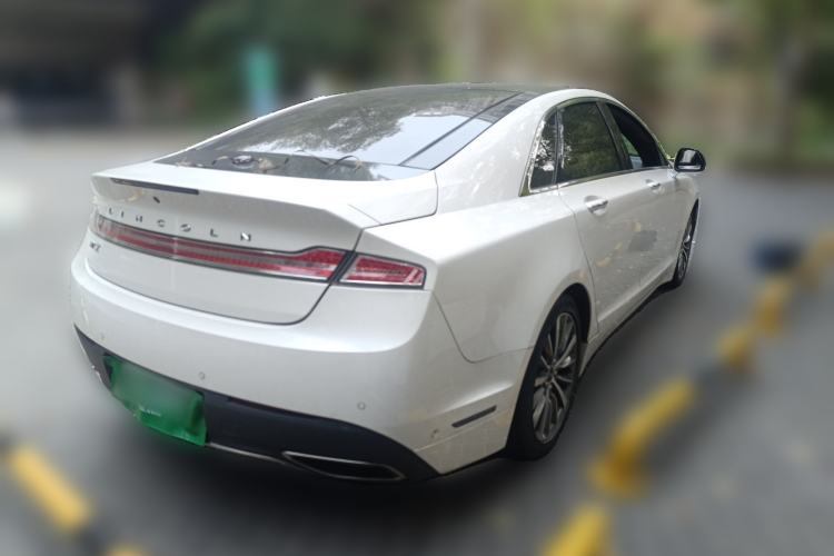 Used Lincoln MKZ 2017 2.0T Luxury Edition Rear Right 45 Deg