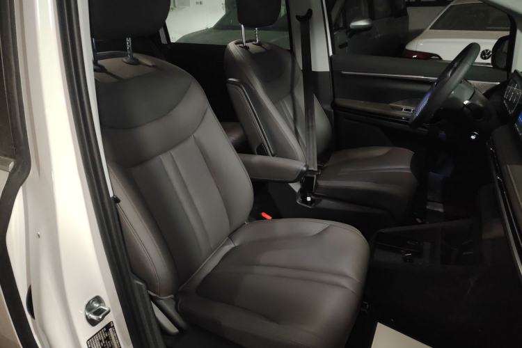 Used SAIC MAXUS Dajia 7 2024 Revised Version Super Hybrid Long-Range Edition Enjoyment Version Right Front Seat