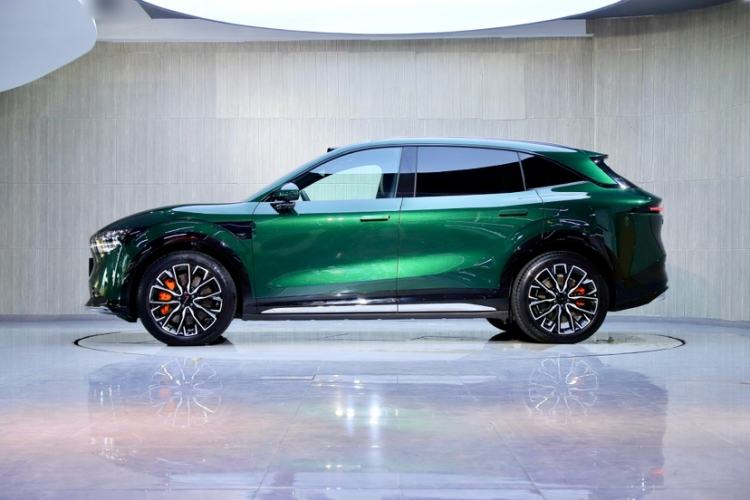 Used Zeekr 7X 2025 100kWh Long-Range All-Wheel Drive Intelligent Driving Version Exterior 3