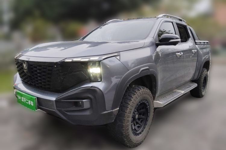 Used CHANGAN Hunter 2025 Model, Knight Edition, Lingshang Type, Dual-Motor Four-Wheel Drive Standard Box