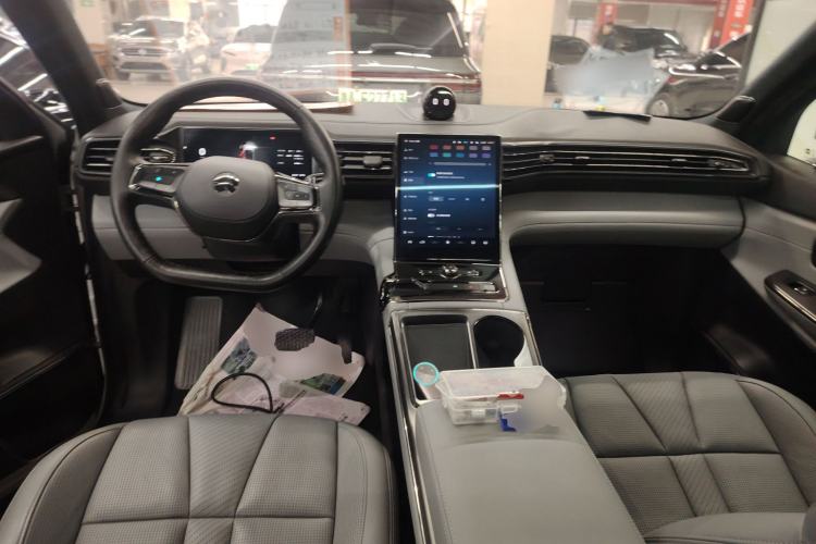 Used Nio ES8 2020 415 KM Signature Edition 7-Seater Version
