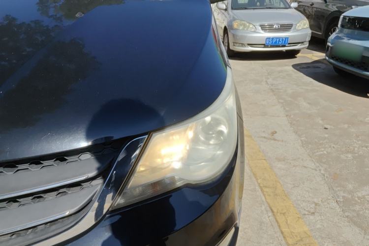 Used Baojun 730 2014 1.5L manual Comfort ESP version 7 seats