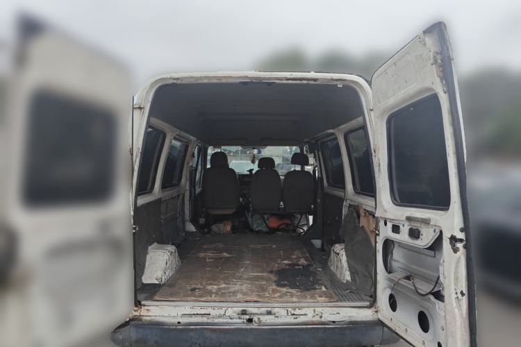 Used Ford Classic Transit 2009 2.8T Diesel Multi-Function Short Wheelbase Mid-Roof JX493ZLQ3