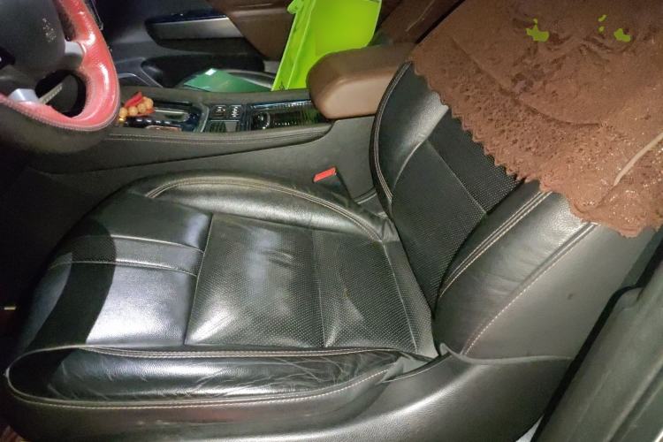 Used GAC Trumpchi GS8 2017 320T Two-Wheel Drive Prestige Version (7 Seats) Left Front Seat