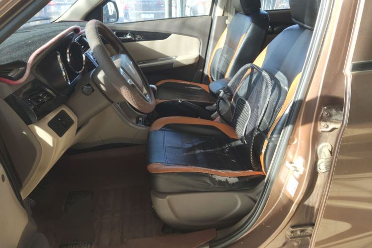 Used Foton Gatu ix5 2016 1.5L Zhiyue Model
