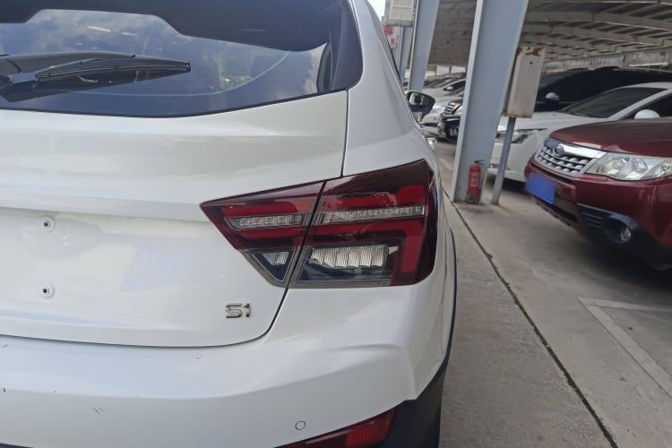 Used Geely Auto Vision S1 2019 Upgraded Model 1.5L Manual Elite Version