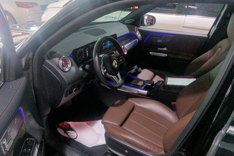 Used Mercedes-Benz GLB 2021 GLB 200 Fashion Model Left Front Seat