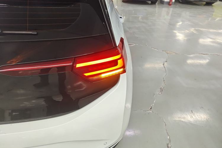 Used Volkswagen ID.3 2023 Upgraded Model Pure Intelligent Enjoyment Version Exterior 3