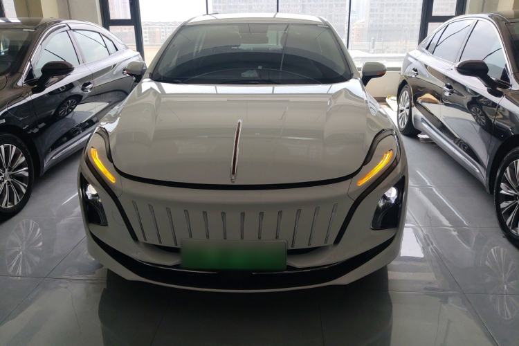 Used Hongqi E-QM5 2024 610 km PLUS