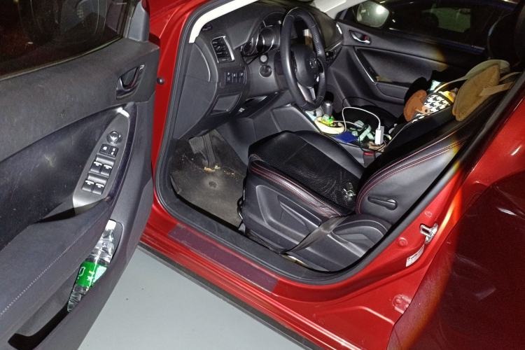 Used Mazda CX-5 2015 2.0L Automatic Two-Wheel Drive Urban Version Driver Seat