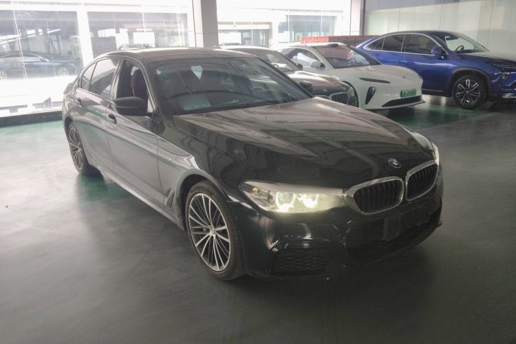 Used BMW 5 Series 2019 Facelifted 530Li Leading Edition M Sport Package