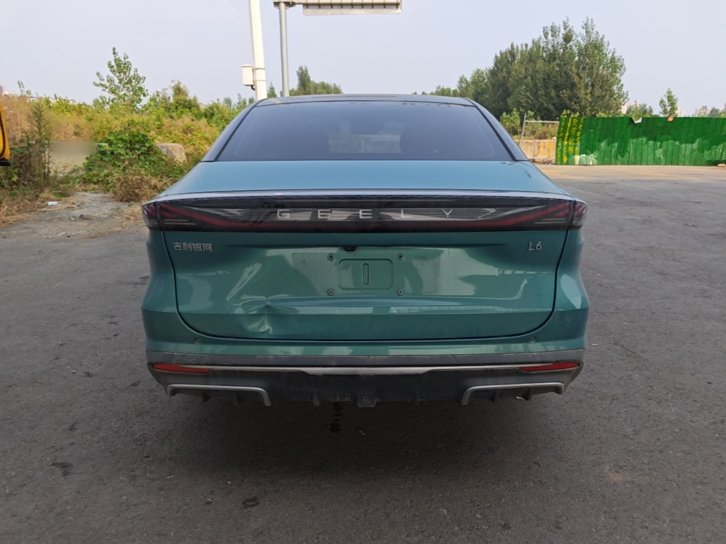 Geely Galaxy L6 2023 125km MAX — снимка 5