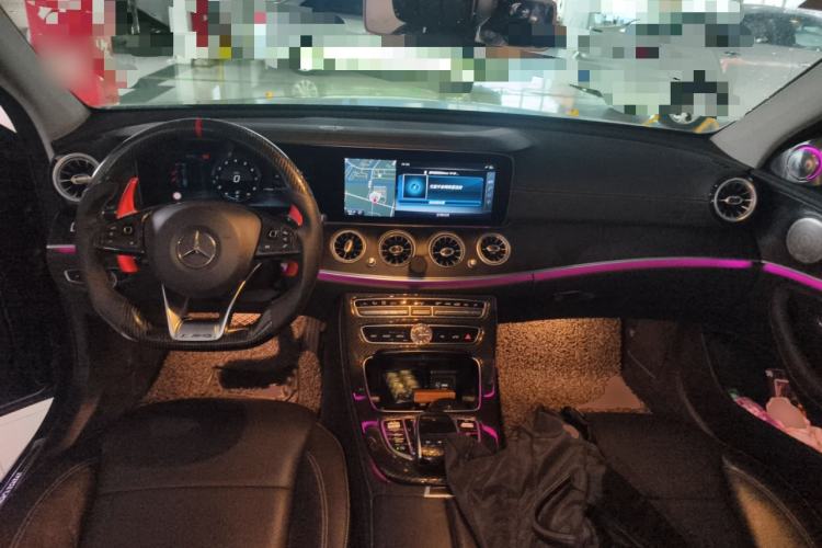 Used Mercedes-Benz E-Class 2016 E 300 L Sport Luxury Model Center Console